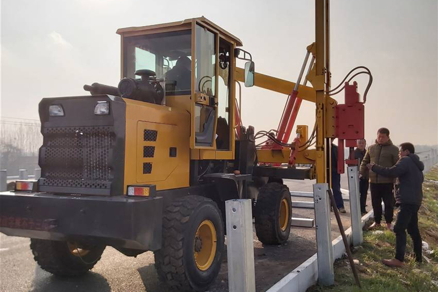 护栏打桩机施工案例